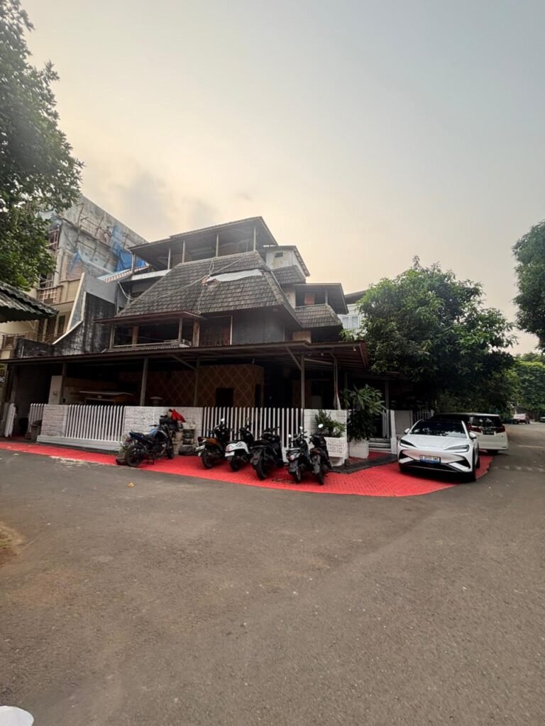 Rumah Mewah di Kebayoran Baru