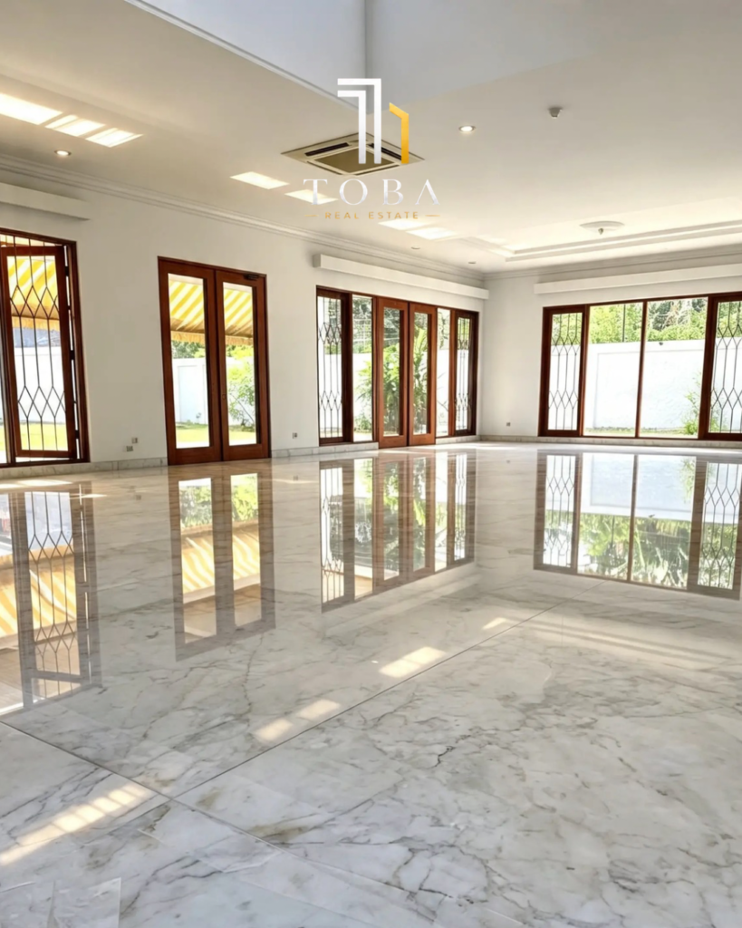 Rumah Luas di Kemang Dalam, Jakarta Selatan